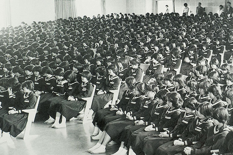 1927年ごろの聖座